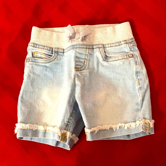 SHORTS FOR GIRL’S 👧🏻 - Picture 1 of 4